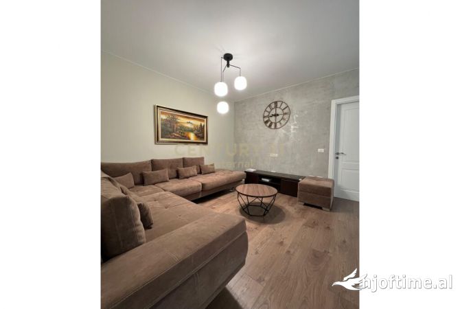 Shtepi me qera 1+1 ne Tirane - 450 Euro