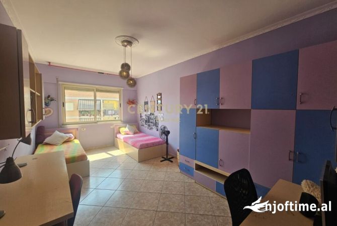 Shtepi me qera 2+1 ne Tirane - 600 Euro