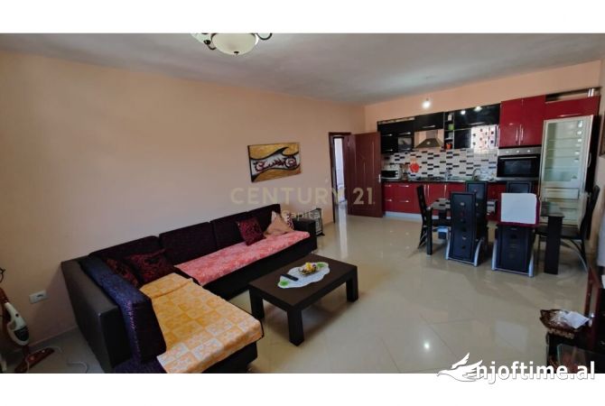 Shtepi me qera 2+1 ne Tirane - 450 Euro