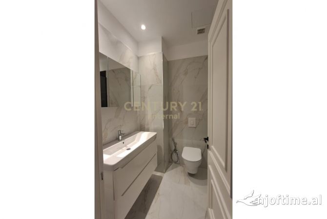 Shtepi me qera Apartament ne Tirane, 2+1, Mobilimi E mobiluar, Pagesa 2,500  Euro.