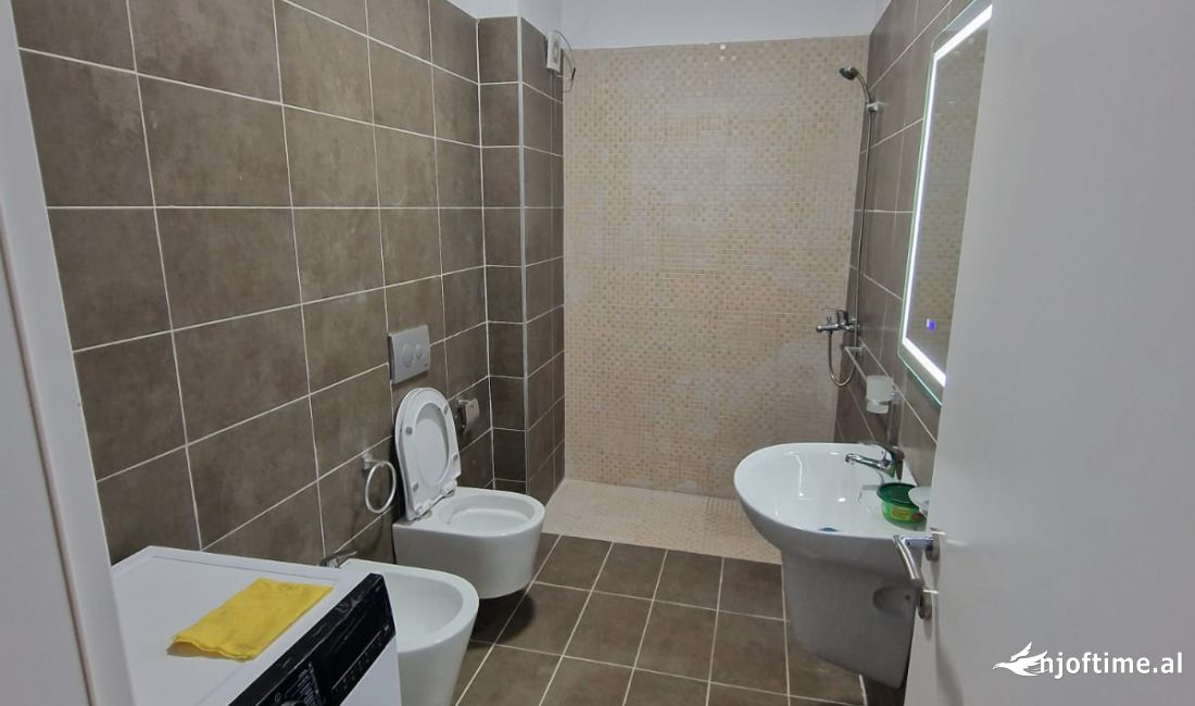 Shtepi me qera Apartament ne Tirane, 1+1, Mobilimi E mobiluar, Pagesa 600  Euro.