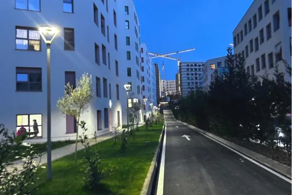 Shtepi me qera Apartament ne Tirane, 1+1, Mobilimi Pjeserisht e mobiluar, Pagesa 350  Euro.