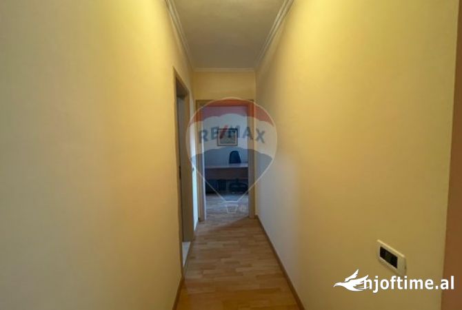 Shtepi me qera 1+1 ne Tirane - 600 Euro