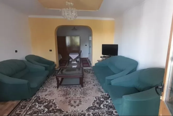 Shtepi me qera 1+1 ne Tirane - 32,000 Leke