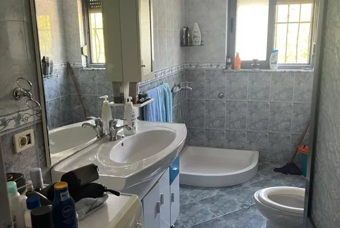 Shtepi ne shitje 1+1 ne Tirane - 107,000 Euro