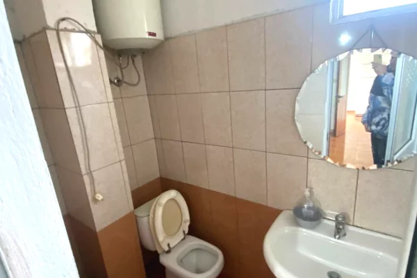 House for Rent 1+1 in Tirana - 27,000 Leke