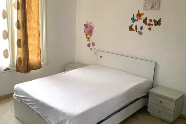 Shtepi me qera 1+1 ne Tirane - 30,000 Leke