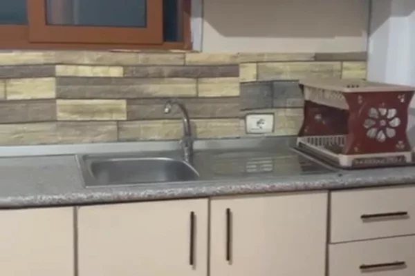 Appartamento in affitto a Tirana 1+1, Arredato