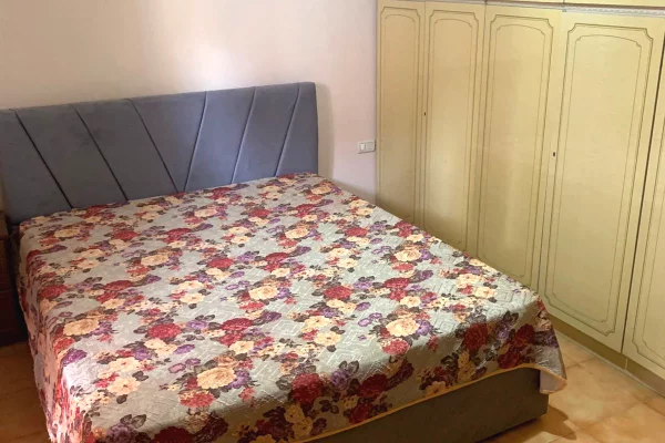 Shtepi me qera 1+1 ne Tirane - 30,000 Leke