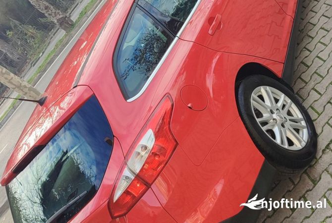 Makina ne shitje  ne Durres - 4,450 Euro