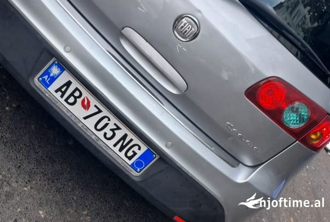 Makina ne shitje ne Tirane - 2,800 Euro