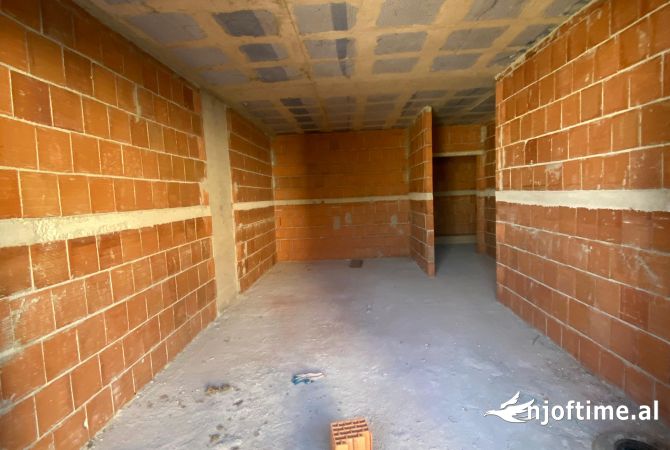 Shtepi ne shitje 1+1 ne Tirane - 85,000 Euro
