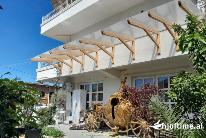 Shtepi ne shitje 7+1 ne Tirane - 500,000 Euro