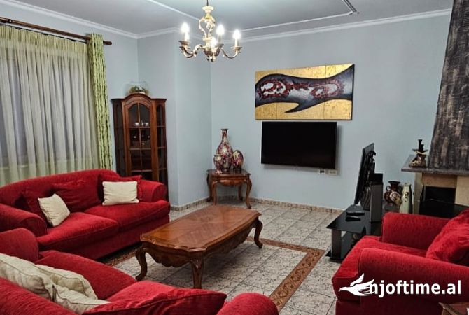 Shtepi me qera 3+1 ne Tirane - 80,000 Leke