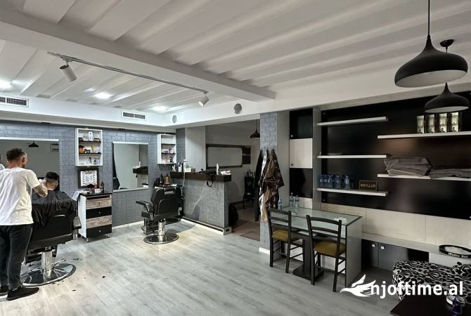 Ambient biznesi ne shitje 1+1 ne Tirane - 3,500 Euro