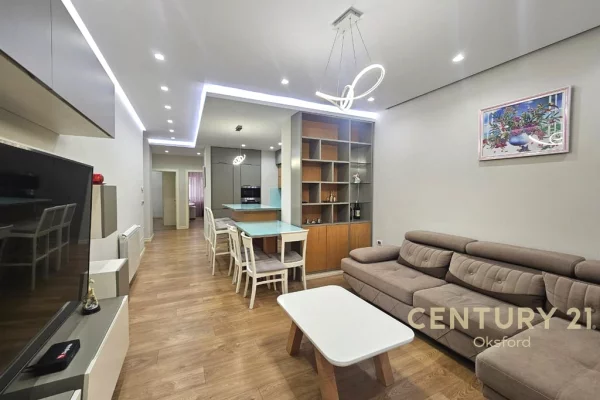 Shtepi ne shitje Apartament ne Tirane, 2+1, Mobilimi E mobiluar, Pagesa 170,000  Euro.