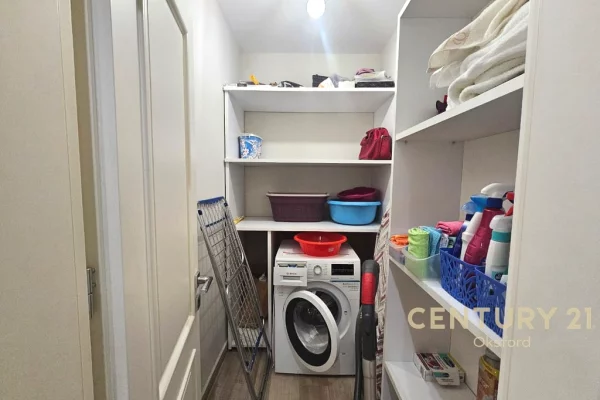 Shtepi ne shitje Apartament ne Tirane, 2+1, Mobilimi E mobiluar, Pagesa 170,000  Euro.