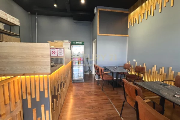 Ambient biznesi ne shitje 2+1 ne Tirane - 42,000 Euro