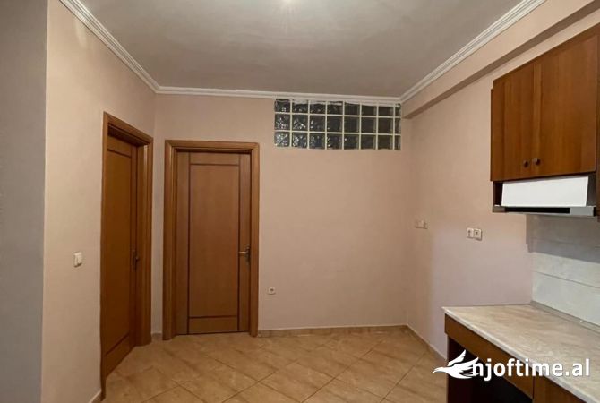 Apartment for rent in Tirana 2+1, In Part