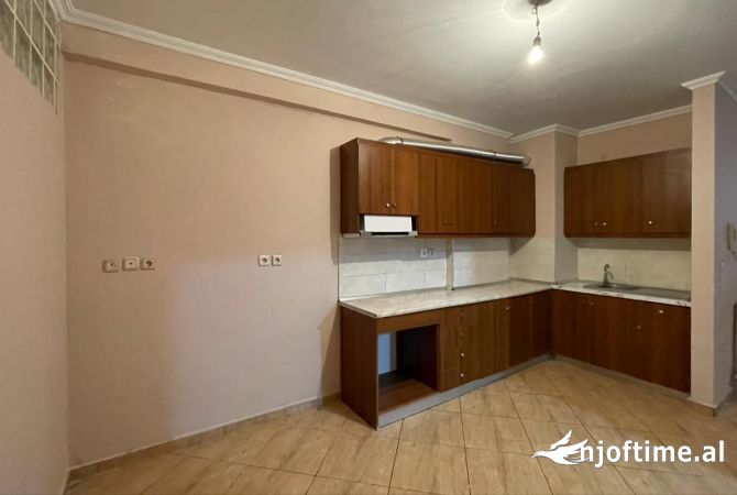 Apartment for rent in Tirana 2+1, In Part