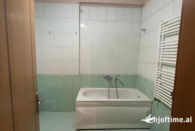 Apartment for rent in Tirana 2+1, In Part