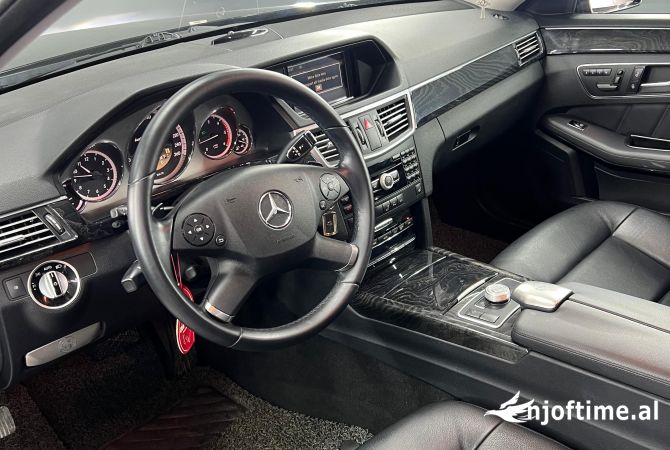 Makina ne shitje  ne Fier - 11,500 Euro