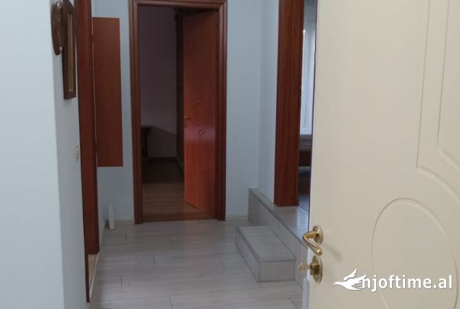Shtepi me qera 2+1 ne Tirane - 600 Euro