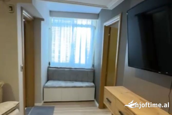 Shtepi ne shitje Apartament ne Tirane, 2+1, Mobilimi E mobiluar, Pagesa 235,000  Euro.