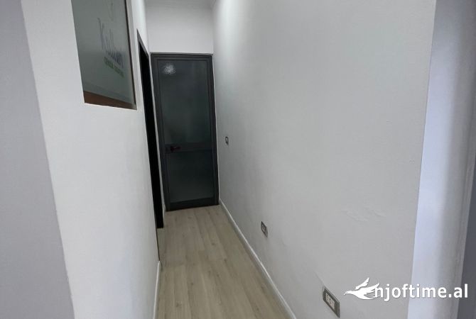 Ambient biznesi ne shitje 1+1 ne Tirane - 90,000 Euro