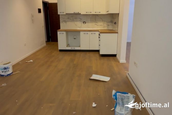 Shtepi ne shitje 2+1 ne Tirane - 185,000 Euro