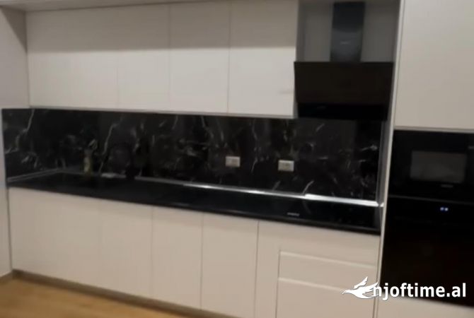 Shtepi ne shitje 2+1 ne Tirane - 180,000 Euro