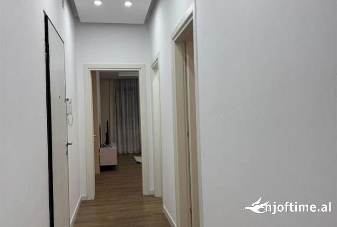Shtepi me qera Apartament ne Tirane, 2+1, Mobilimi E mobiluar, Pagesa 60,000  Leke.