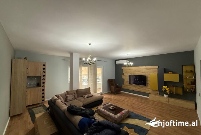 Shtepi ne shitje 3+1 ne Tirane - 195,000 Euro