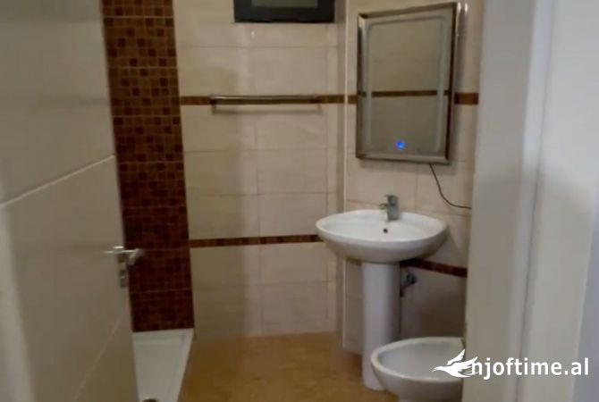 Shtepi ne shitje 2+1 ne Tirane - 142,000 Euro