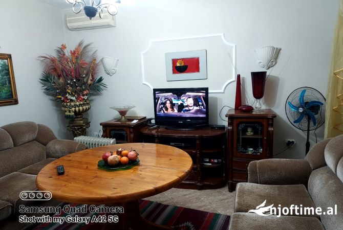 Shtepi me qera 2+1 ne Tirane - 500 Euro