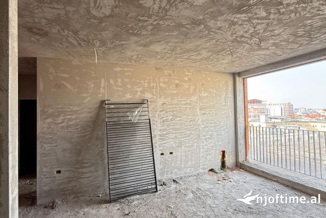 Shitet apartament 1+1 ne zonen e Frigoriferit - Siri kodra