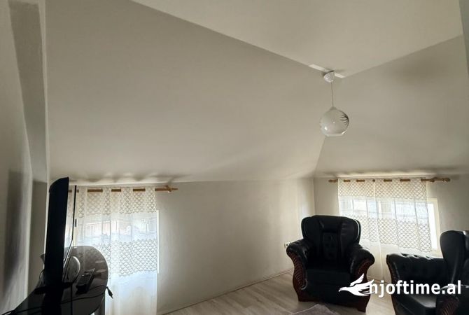 Shtepi me qera 3+1 ne Tirane - 450 Euro