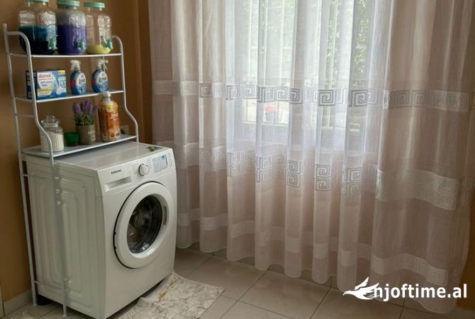 Shtepi ne shitje 2+1 ne Tirane - 180,000 Euro
