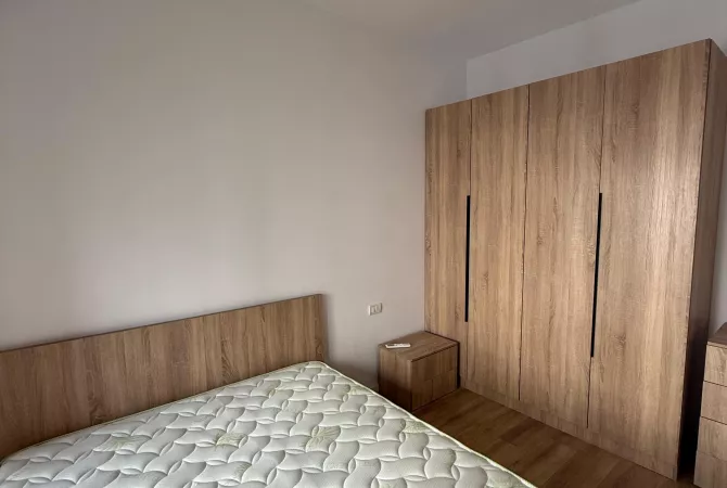Shtepi me qera Apartament ne Tirane, 1+1, Mobilimi E mobiluar, Pagesa 600  Euro.
