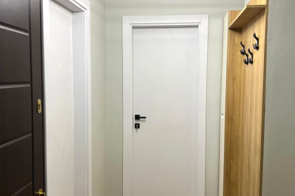 Shtepi ne shitje Apartament ne Tirane, 2+1, Mobilimi E mobiluar, Pagesa 143,000  Euro.