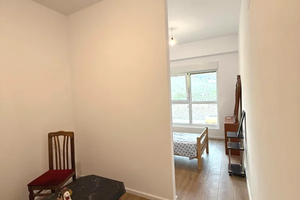 Shtepi ne shitje Apartament ne Tirane, 2+1, Mobilimi Bosh, pa mobiluar, Pagesa 13,000,000  Leke.