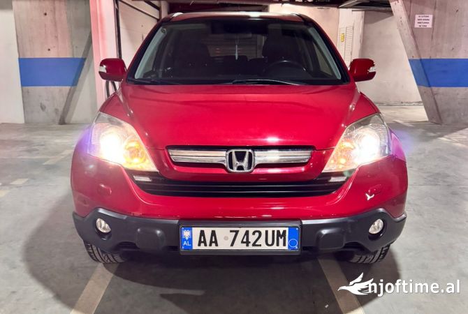 Makina ne shitje ne Tirane - 9,500 Euro