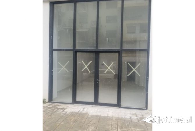 Ambient biznesi ne shitje 1+1 ne Tirane - 190,000 Euro