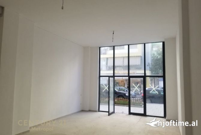Business Property in Sale 1+1 in Tirana - 190,000 Euro