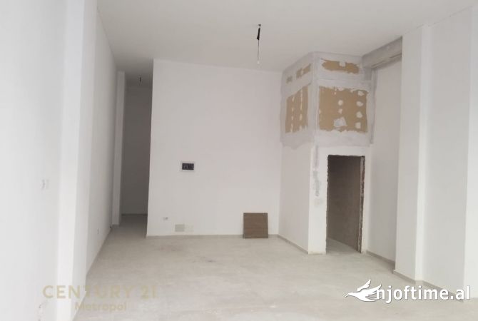 Business Property in Sale 1+1 in Tirana - 190,000 Euro