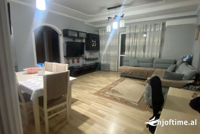 Shtepi ne shitje 2+1 ne Tirane - 170,000 Euro