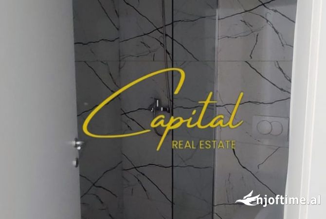 Ambient biznesi me qera 3+1 ne Tirane - 1,300 Euro