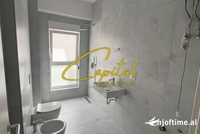 Shtepi ne shitje Apartament ne Tirane, 1+1, Mobilimi Bosh, pa mobiluar, Pagesa 90,000  Euro.