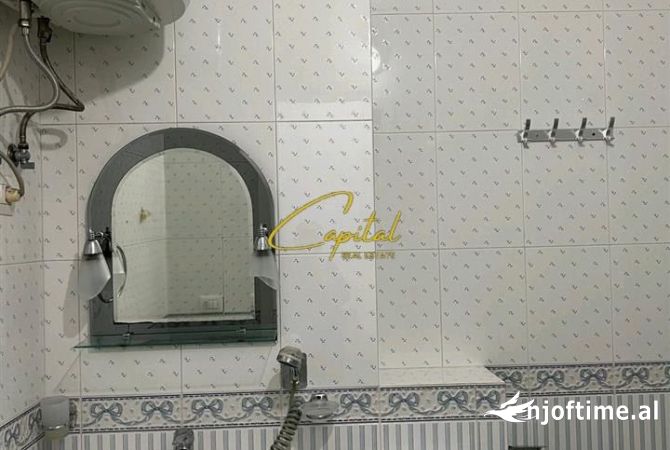 Shtepi me qera Apartament ne Tirane, 1+1, Mobilimi E mobiluar, Pagesa 600  Euro.