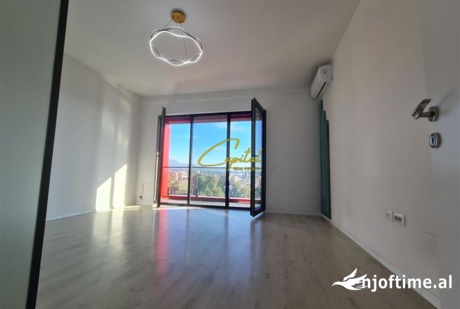 Ambient biznesi me qera 3+1 ne Tirane - 750 Euro